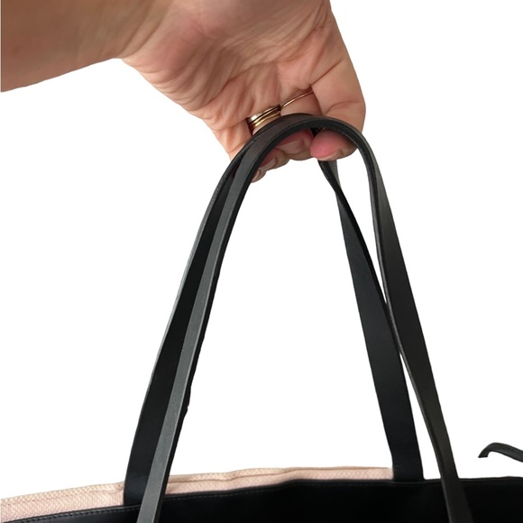 Chanel terry cloth camellia tote - Picture 11 of 11